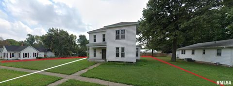 Tiny photo for 150 E Tanner Street, Waverly, IL 62692 (MLS # QC4268015)