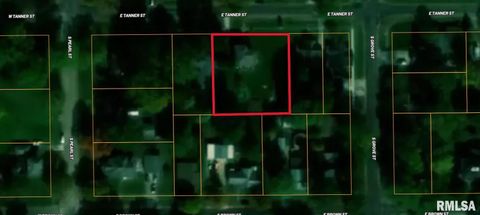 Tiny photo for 150 E Tanner Street, Waverly, IL 62692 (MLS # QC4268015)