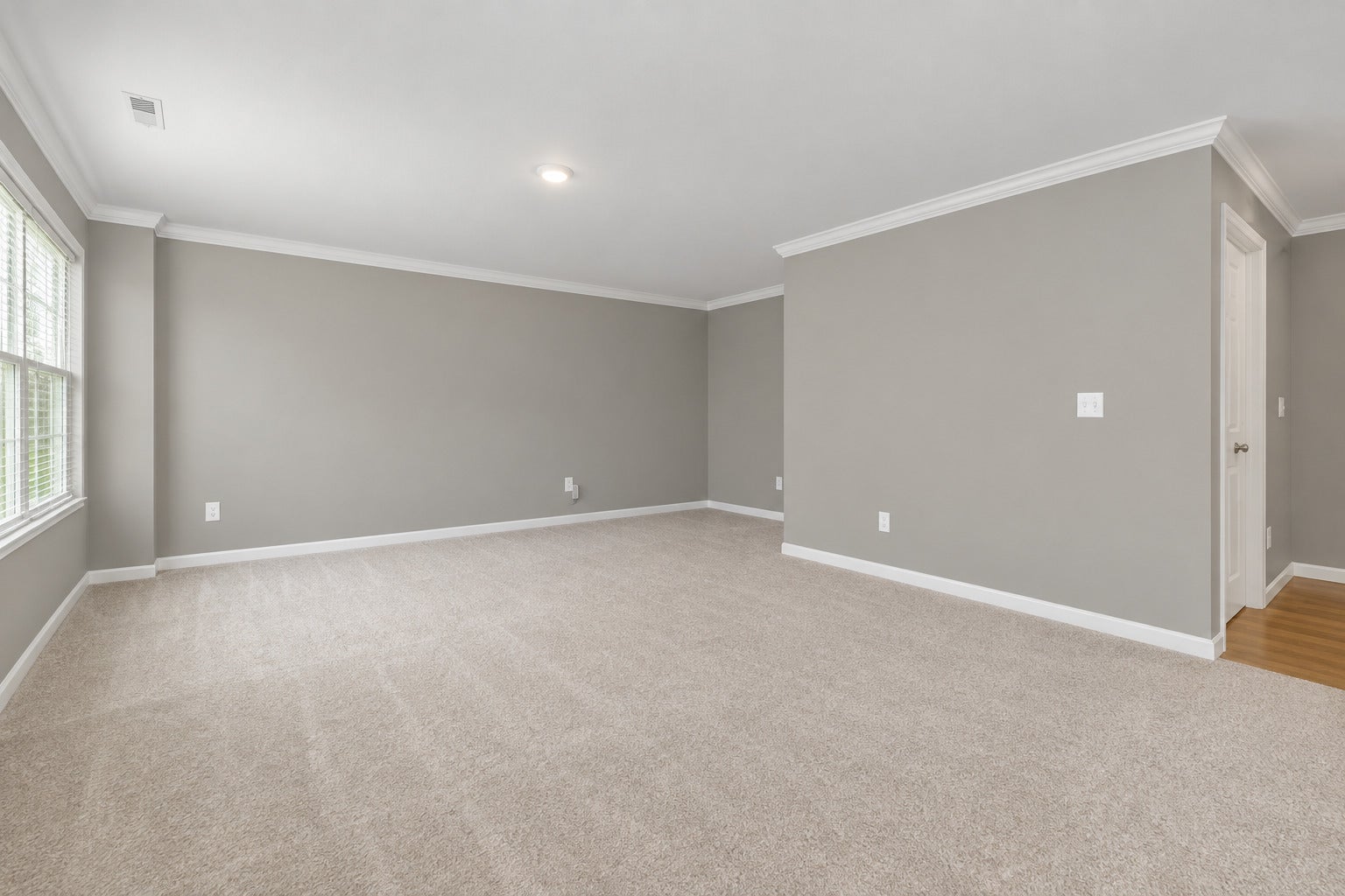 504 Comstock Road