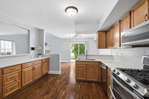 Tiny photo for 97 Cammeron Court, Aurora, IL 60504 (MLS # 12709020)