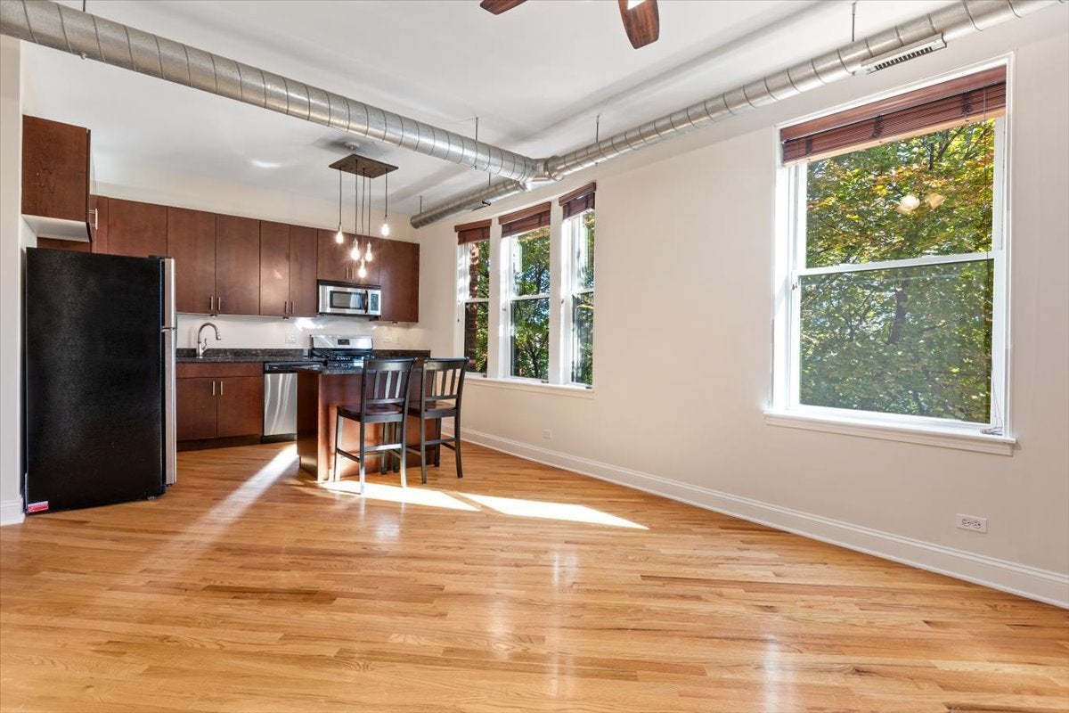 2900 N Troy Street A3