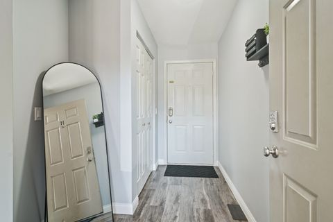 Tiny photo for 295 Woodridge Circle #H, South Elgin, IL 60177 (MLS # 12509560)