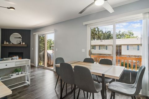 Tiny photo for 295 Woodridge Circle #H, South Elgin, IL 60177 (MLS # 12509560)