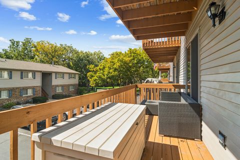 Tiny photo for 295 Woodridge Circle #H, South Elgin, IL 60177 (MLS # 12509560)