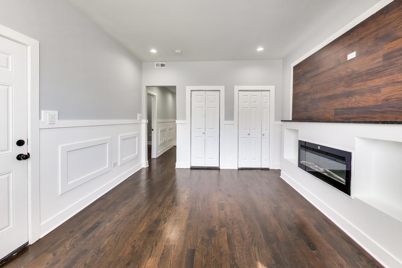 4318 W Cullerton Street