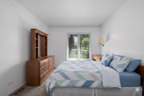 Tiny photo for 190 S Circle Avenue, Bloomingdale, IL 60108 (MLS # 12701513)