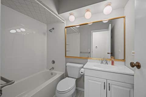 Tiny photo for 190 S Circle Avenue, Bloomingdale, IL 60108 (MLS # 12701513)