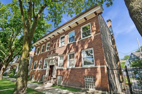 1330 W Early Avenue Chicago IL 60660