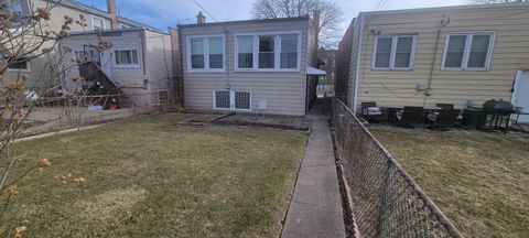 Tiny photo for 2330 Lombard Avenue, Berwyn, IL 60402 (MLS # 12595085)