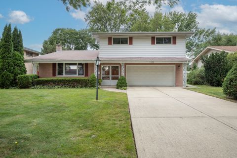 1400 E Ironwood Drive Mount Prospect IL 60056
