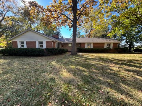 Photo of 41W803 Town Hall Road, Elburn, IL 60119 (MLS # 12508209) Photo of 41W803 Town Hall Road, Elburn, IL 60119 (MLS # 12508209)