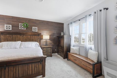 Tiny photo for 2430 Navajo Drive, Bettendorf, IA 52722 (MLS # 12557082)