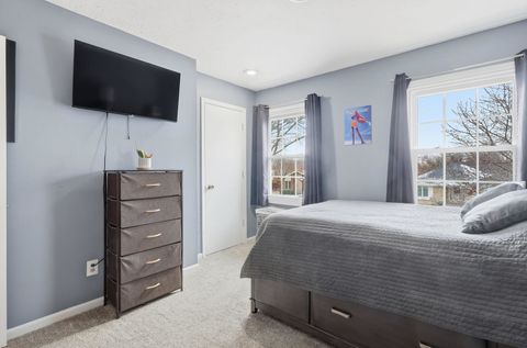 Tiny photo for 2430 Navajo Drive, Bettendorf, IA 52722 (MLS # 12557082)