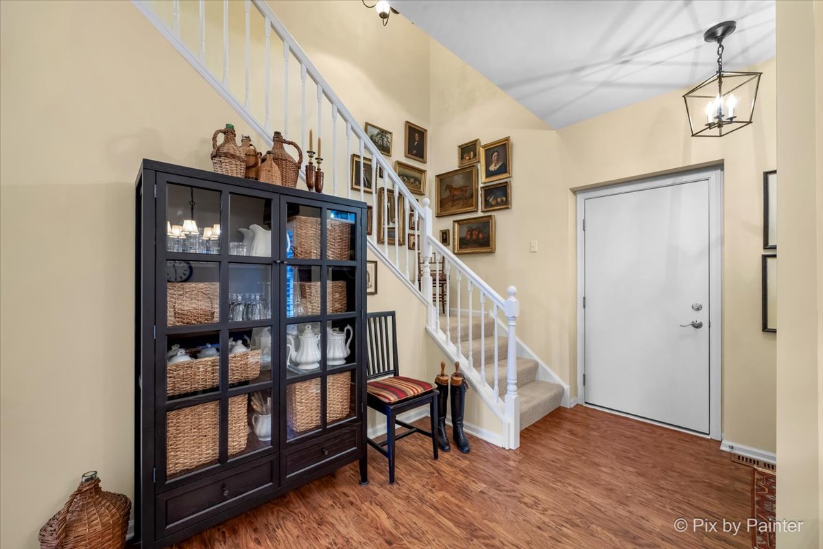 2187 Vanderbilt Drive