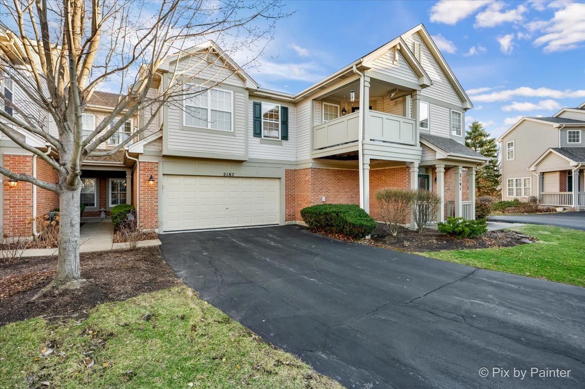 2187 Vanderbilt Drive