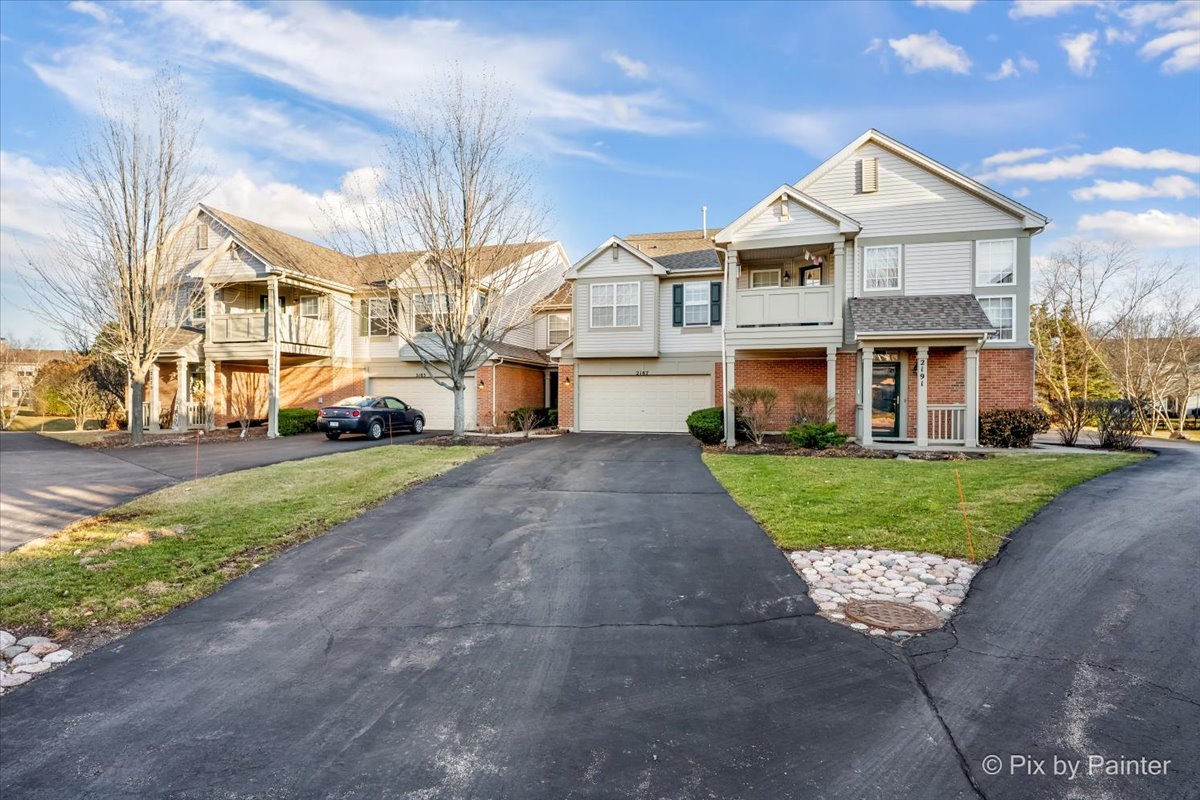 2187 Vanderbilt Drive