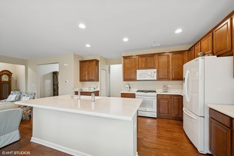 Tiny photo for 451 Mahogany Drive, Algonquin, IL 60102 (MLS # 12486535)