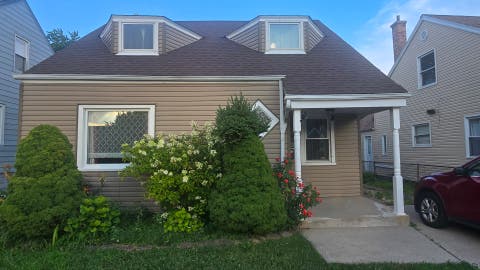 Tiny photo for 8751 S SACRAMENTO Avenue, Evergreen Park, IL 60805 (MLS # 12725619)