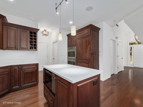 Tiny photo for 904 Hickory Drive, Western Springs, IL 60558 (MLS # 12484012)