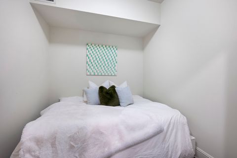 Tiny photo for 850 N Lake Shore Drive #612, Chicago, IL 60611 (MLS # 12596247)