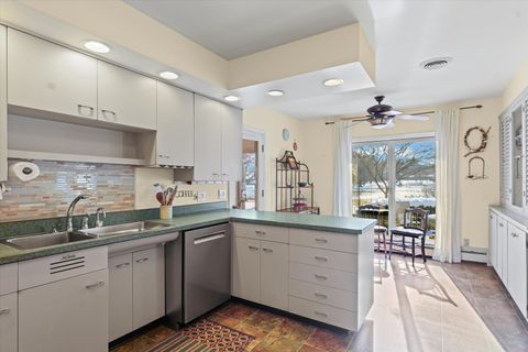 Tiny photo for 3 Lake Park Road, Champaign, IL 61822 (MLS # 12530079)