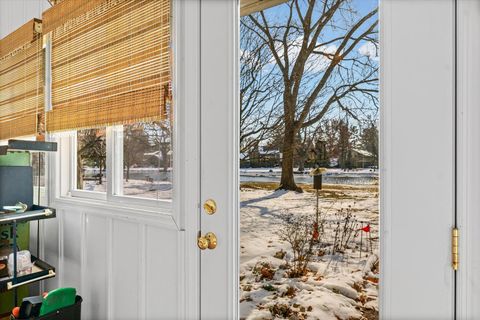 Tiny photo for 3 Lake Park Road, Champaign, IL 61822 (MLS # 12530079)