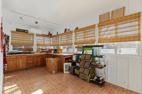 Tiny photo for 3 Lake Park Road, Champaign, IL 61822 (MLS # 12530079)