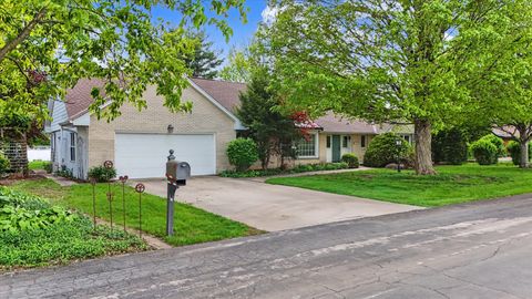 Tiny photo for 3 Lake Park Road, Champaign, IL 61822 (MLS # 12530079)