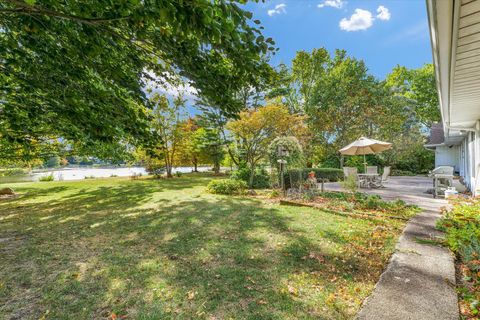 Tiny photo for 3 Lake Park Road, Champaign, IL 61822 (MLS # 12530079)