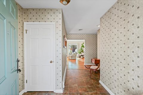 Tiny photo for 3 Lake Park Road, Champaign, IL 61822 (MLS # 12530079)