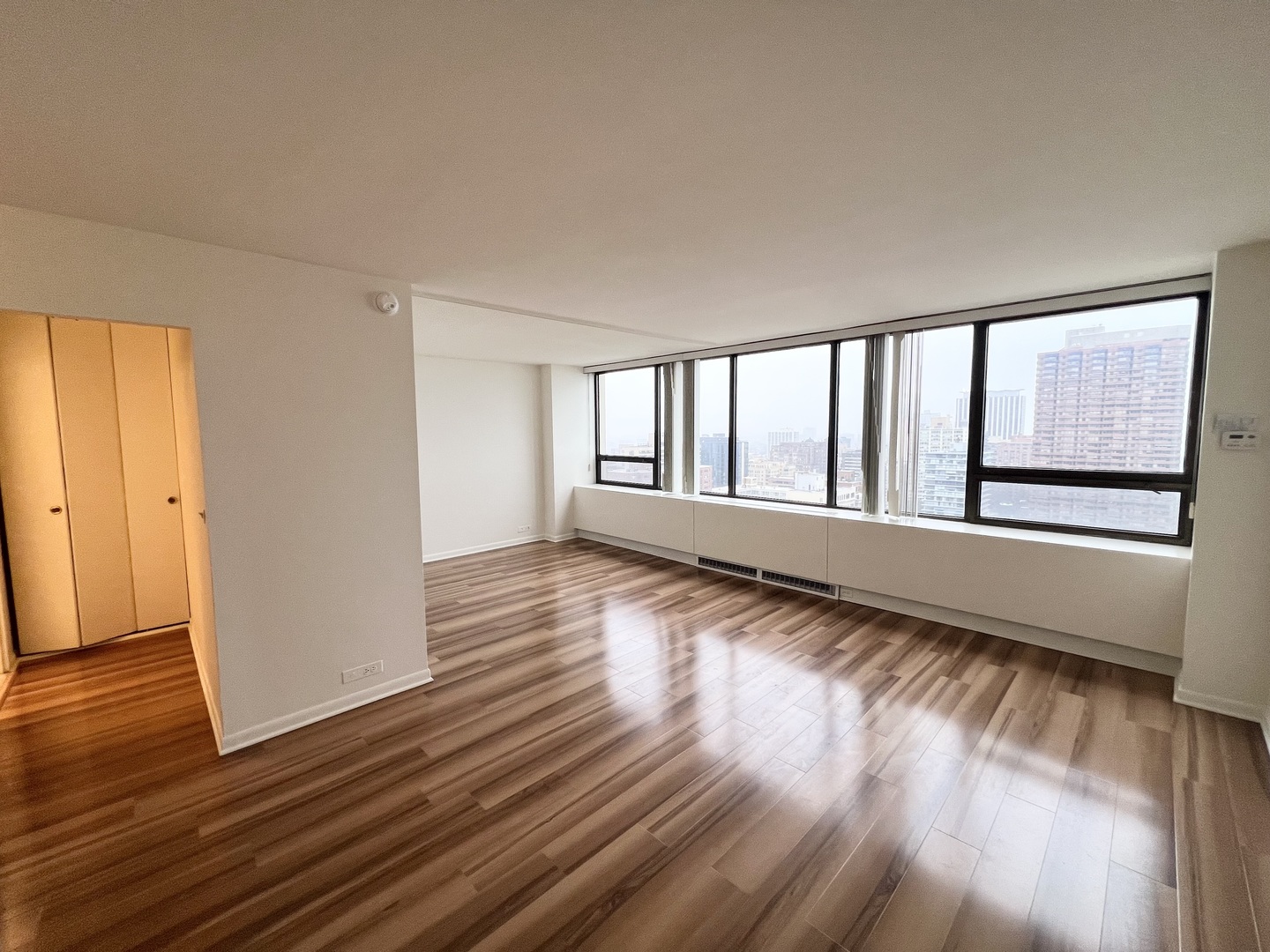 2800 N Lake Shore Drive 2711