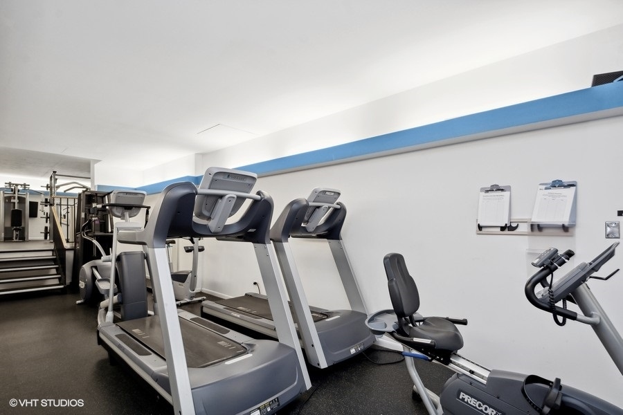 2800 N Lake Shore Drive 2711