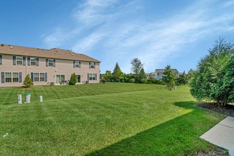 Tiny photo for 1334 Hawk Hollow Drive, Yorkville, IL 60560 (MLS # 12500208)