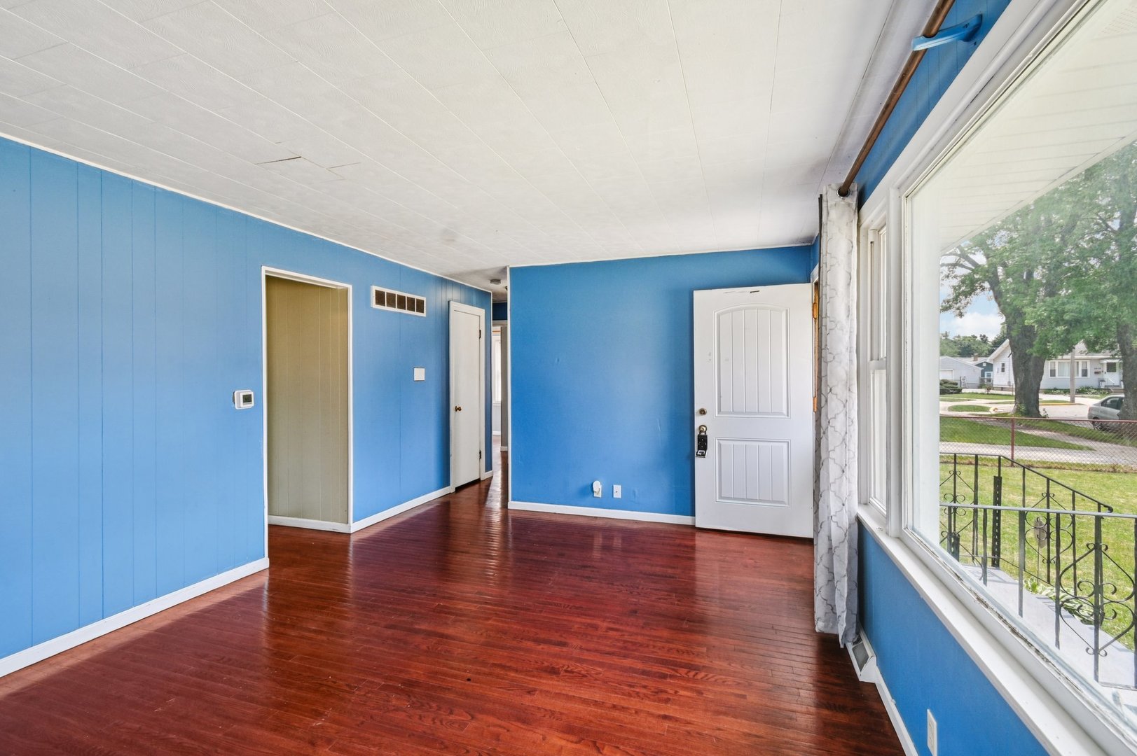 529 E Pleasure Court