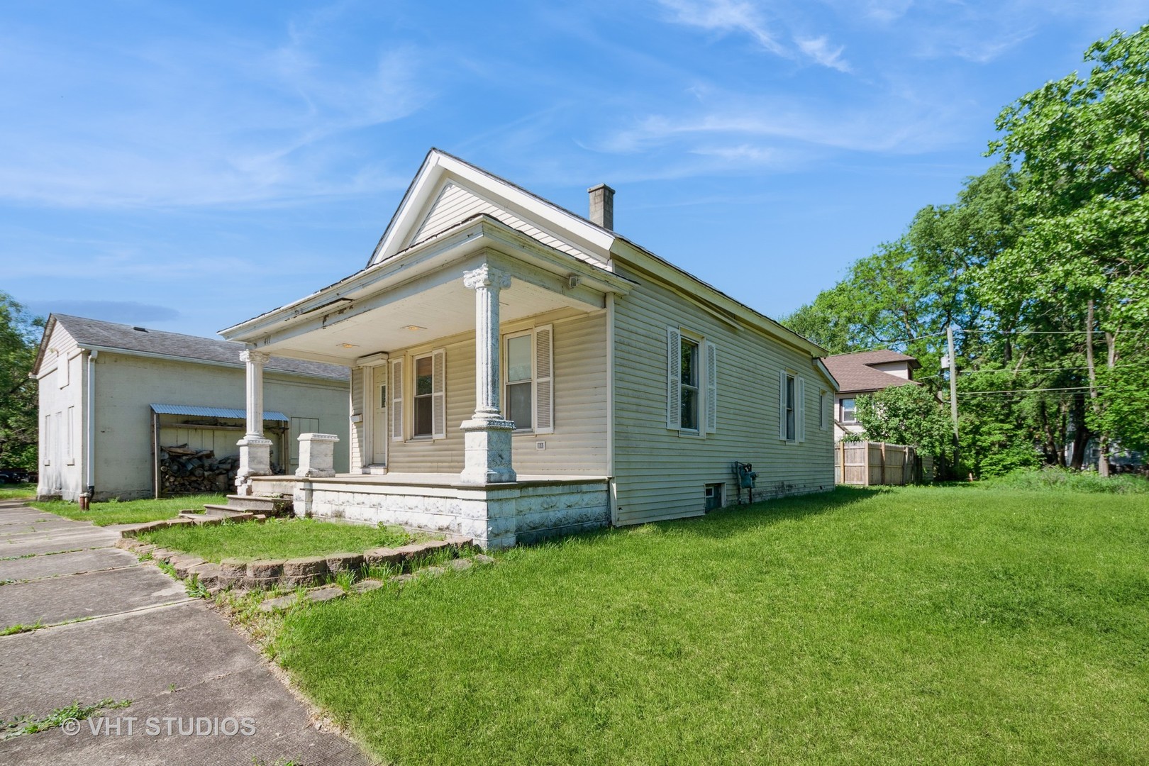 411 Pleasant Street