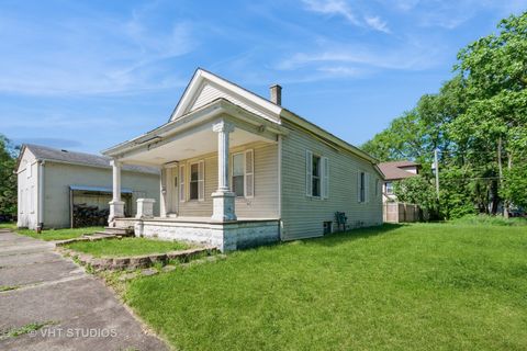 Tiny photo for 411 Pleasant Street, Joliet, IL 60436 (MLS # 12421661)