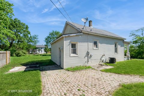 Tiny photo for 411 Pleasant Street, Joliet, IL 60436 (MLS # 12421661)