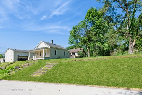 Tiny photo for 411 Pleasant Street, Joliet, IL 60436 (MLS # 12421661)