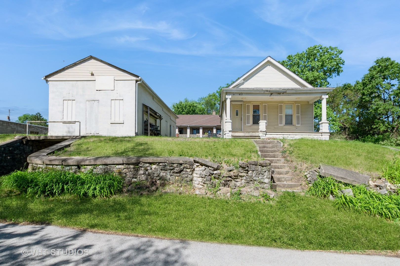 411 Pleasant Street