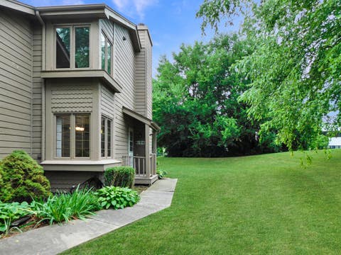 Tiny photo for 6106 Garrett Lane #3, Rockford, IL 61107 (MLS # 12730498)
