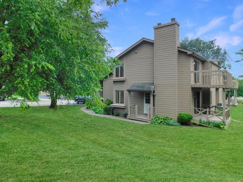 Tiny photo for 6106 Garrett Lane #3, Rockford, IL 61107 (MLS # 12730498)