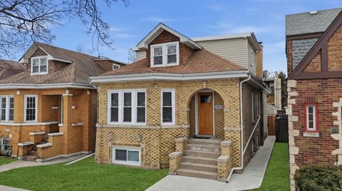 Tiny photo for 2950 N Lowell Avenue, Chicago, IL 60641 (MLS # 12567321)