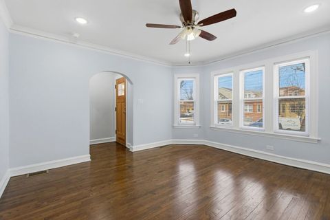 Tiny photo for 2950 N Lowell Avenue, Chicago, IL 60641 (MLS # 12567321)