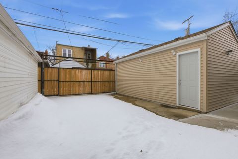 Tiny photo for 2950 N Lowell Avenue, Chicago, IL 60641 (MLS # 12567321)
