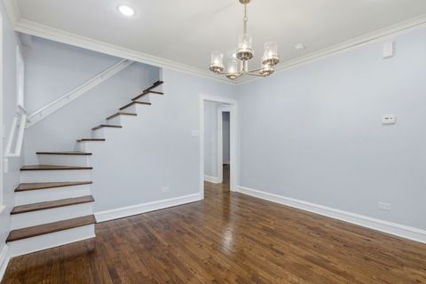 Tiny photo for 2950 N Lowell Avenue, Chicago, IL 60641 (MLS # 12567321)