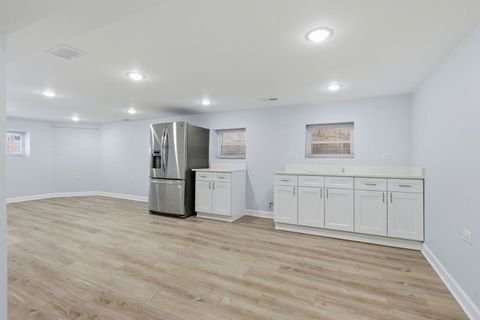 Tiny photo for 2950 N Lowell Avenue, Chicago, IL 60641 (MLS # 12567321)