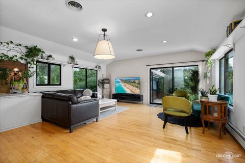 Tiny photo for 2300 Kaneville Road, Geneva, IL 60134 (MLS # 12585349)