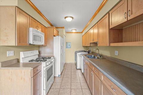 Tiny photo for 1316 Kingsbury Drive #1, Hanover Park, IL 60133 (MLS # 12448439)
