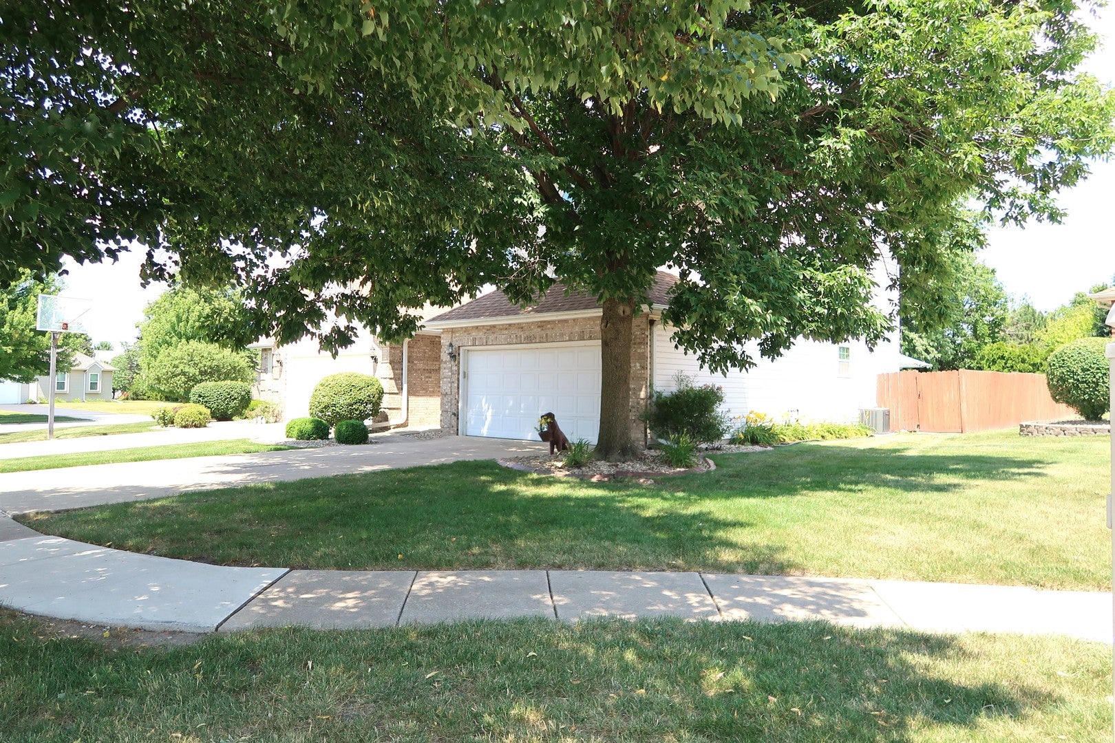 3252 Ridgefield Court