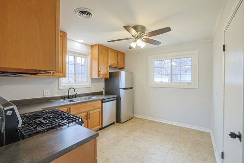 Tiny photo for 2524 Locust Road, Homewood, IL 60430 (MLS # 12617647)